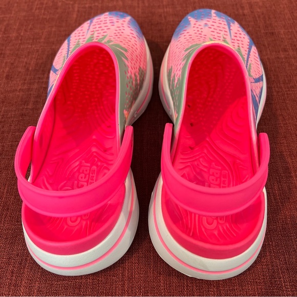 NWT SKECHERS Foamies Cali Gear GOwalk Women’s Slingback Clogs Tropical Size 7 - Picture 3 of 8